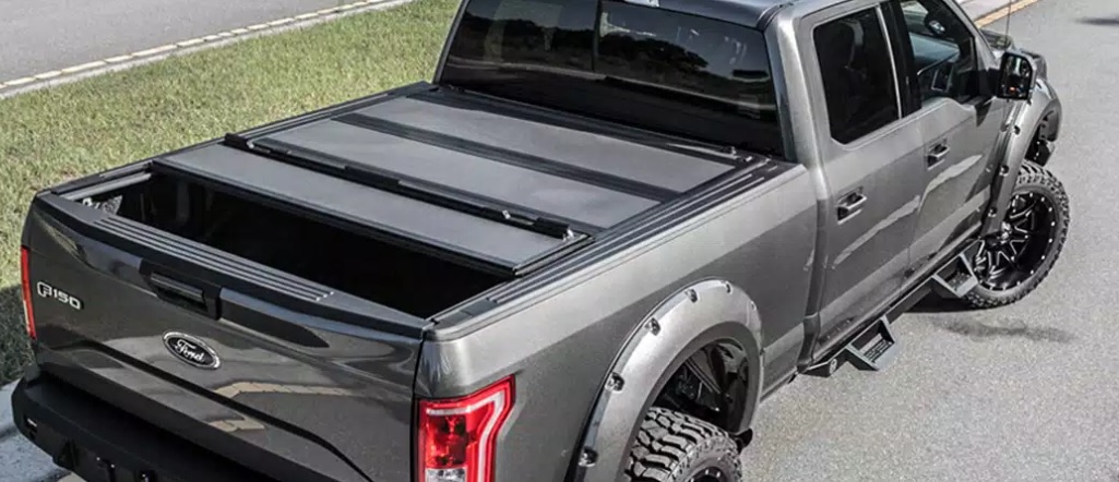 Bakflip%20G2%20tonneau%20Ford%20F150%20USA%20Car%20Import.jpg