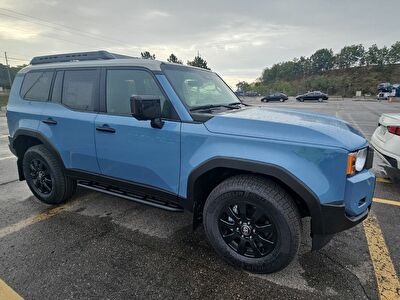 2024 Toyota Land Cruiser First Edition 2,4 benzine / hybride