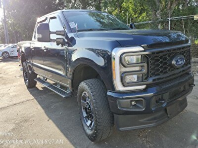 Ford F250 Lariat V8 6.8  l benzine