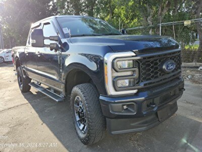 Ford F250 Lariat V8 6.8 l